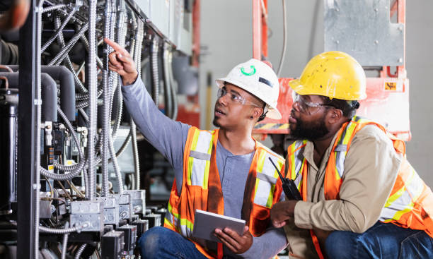  Fall River, MA Electrician Pros
